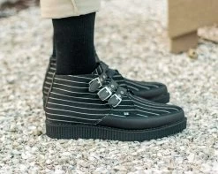 Pinstripe 3-Buckle Pointed Boot 13 Pinstripe 3-Buckle Pointed Boot -Urban Sole Shop A9816 LF ccb8f11e c2c5 4c32 b078 b790dad65a28