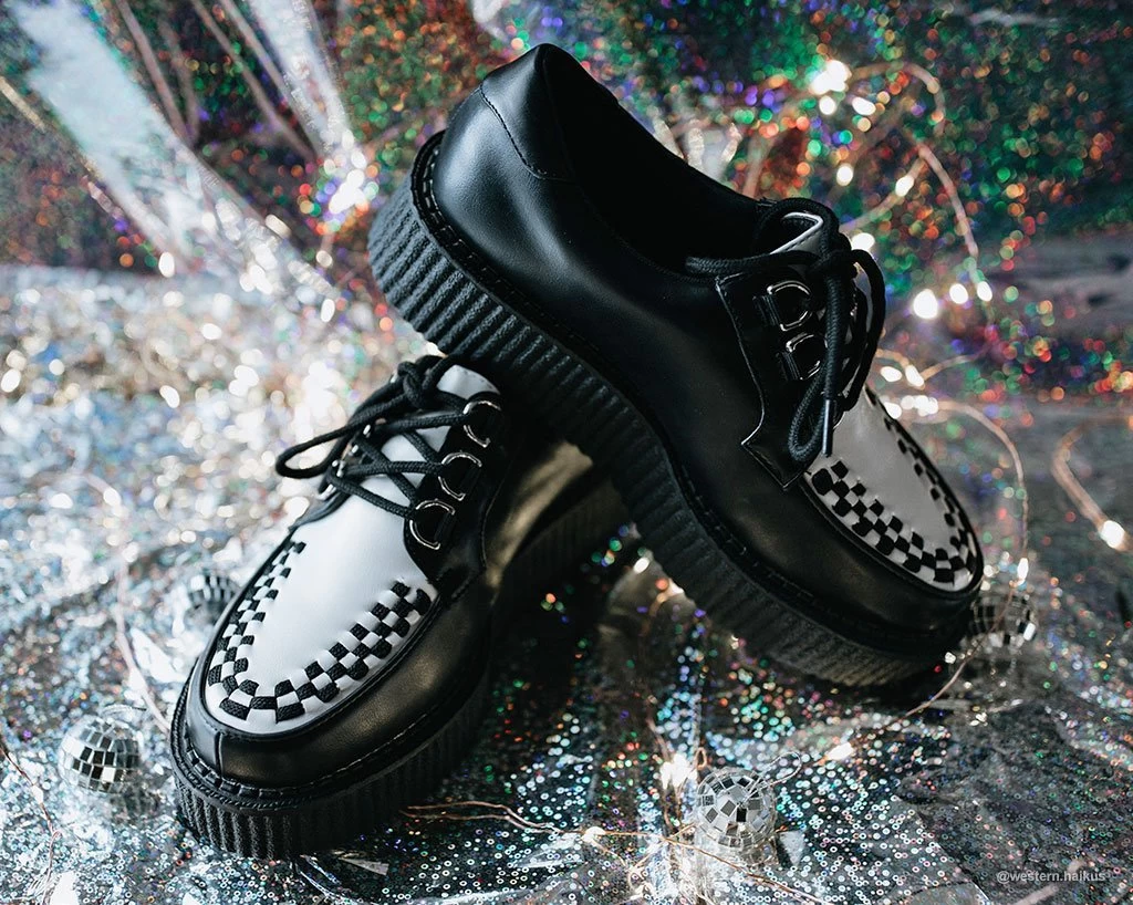 Black & White Anarchic Creeper 6 Black & White Anarchic Creeper - Image 6